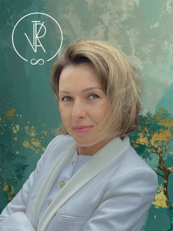 Юлія Ігоніна тренер-наставник школи яснобачення